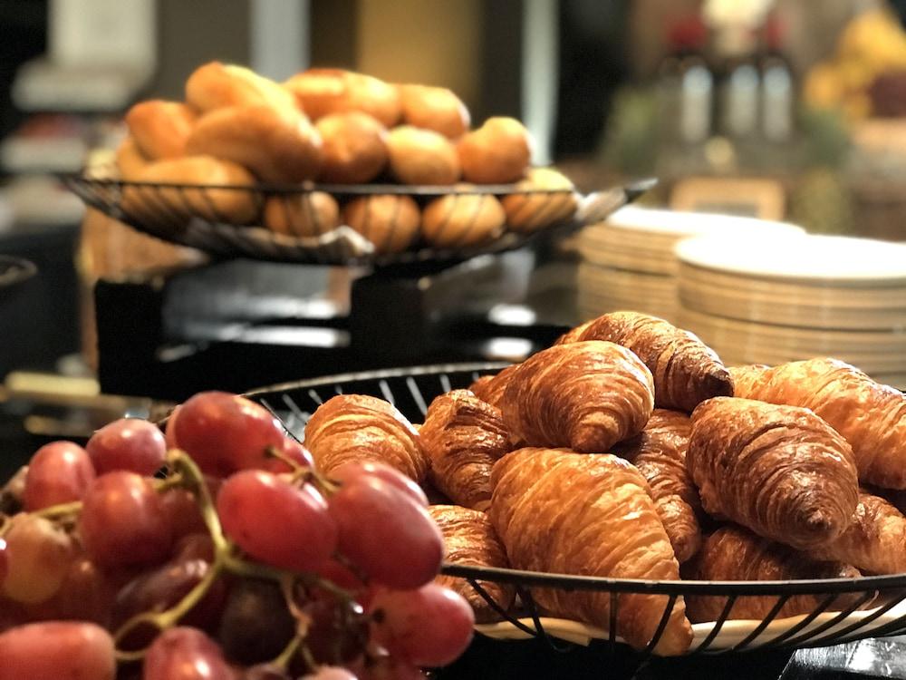 Fletcher Hotel Restaurant De Burghoeve Valkenburg aan de Geul Ngoại thất bức ảnh
